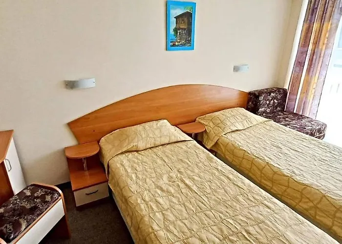 Pliska - Light Hotell Slăntjev Brjag