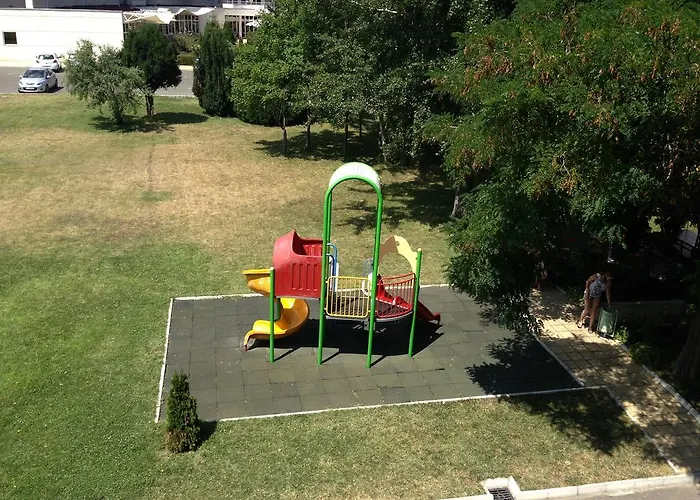 Pliska - Light Hotell Slăntjev Brjag