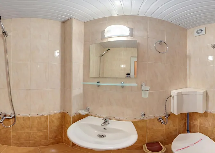 Ξενοδοχείο Pliska 3*