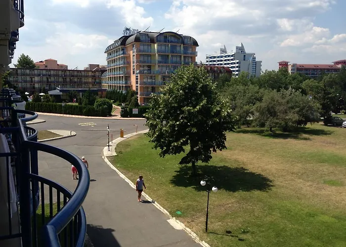 Ξενοδοχείο Pliska 3*